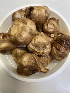 青森県産　おいし〜い　「黒にんにく」　４００g　