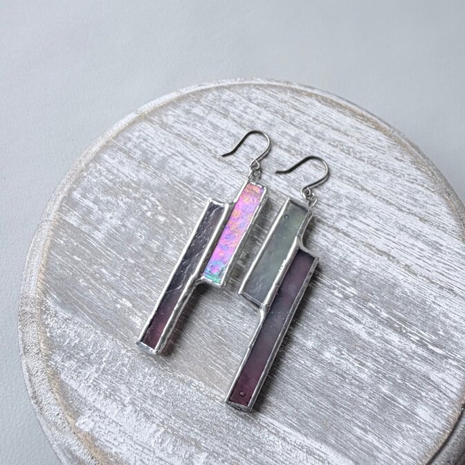 Offset｜テンドグラスピアス
【ハンドメイド】