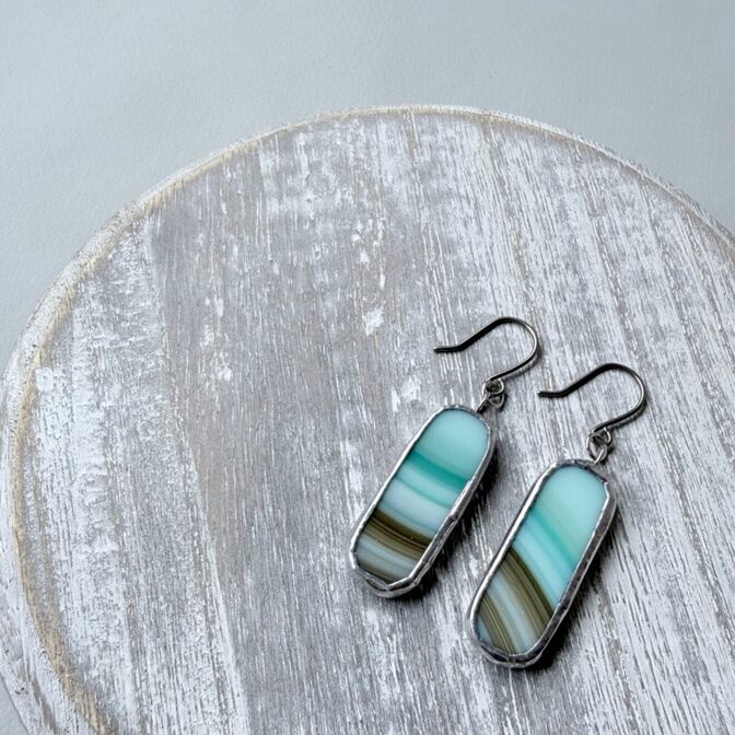 Shoreline｜ステンドグラスピアス
【ハンドメイド】