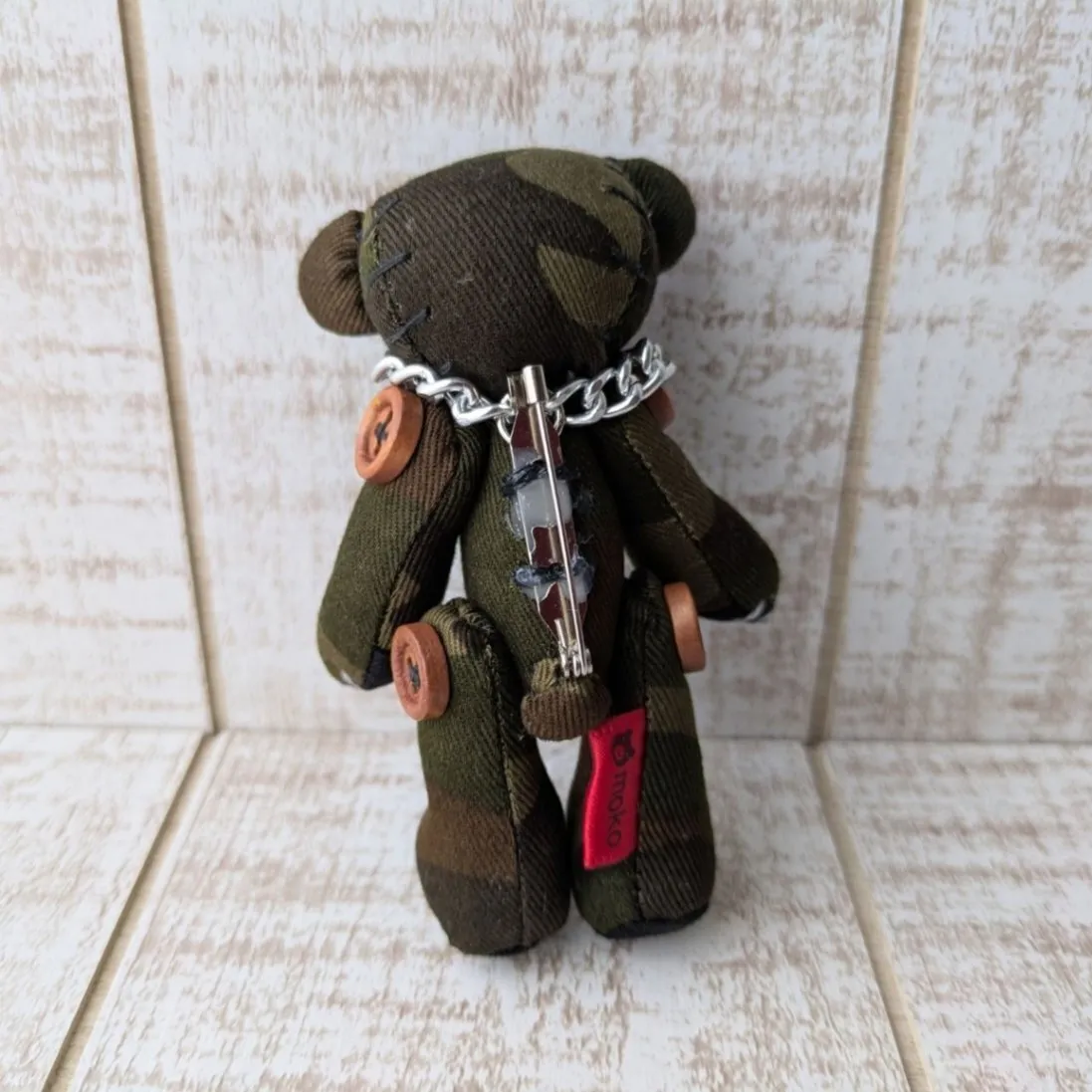 【ハロウィン】カモフラ柄デビルベアブローチ（１０ｃｍ）