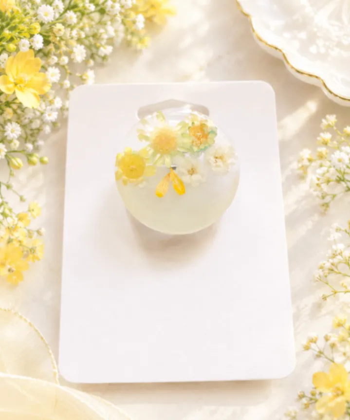 【ハンドメイド】押し花入り レジン ヘアゴム イエロー