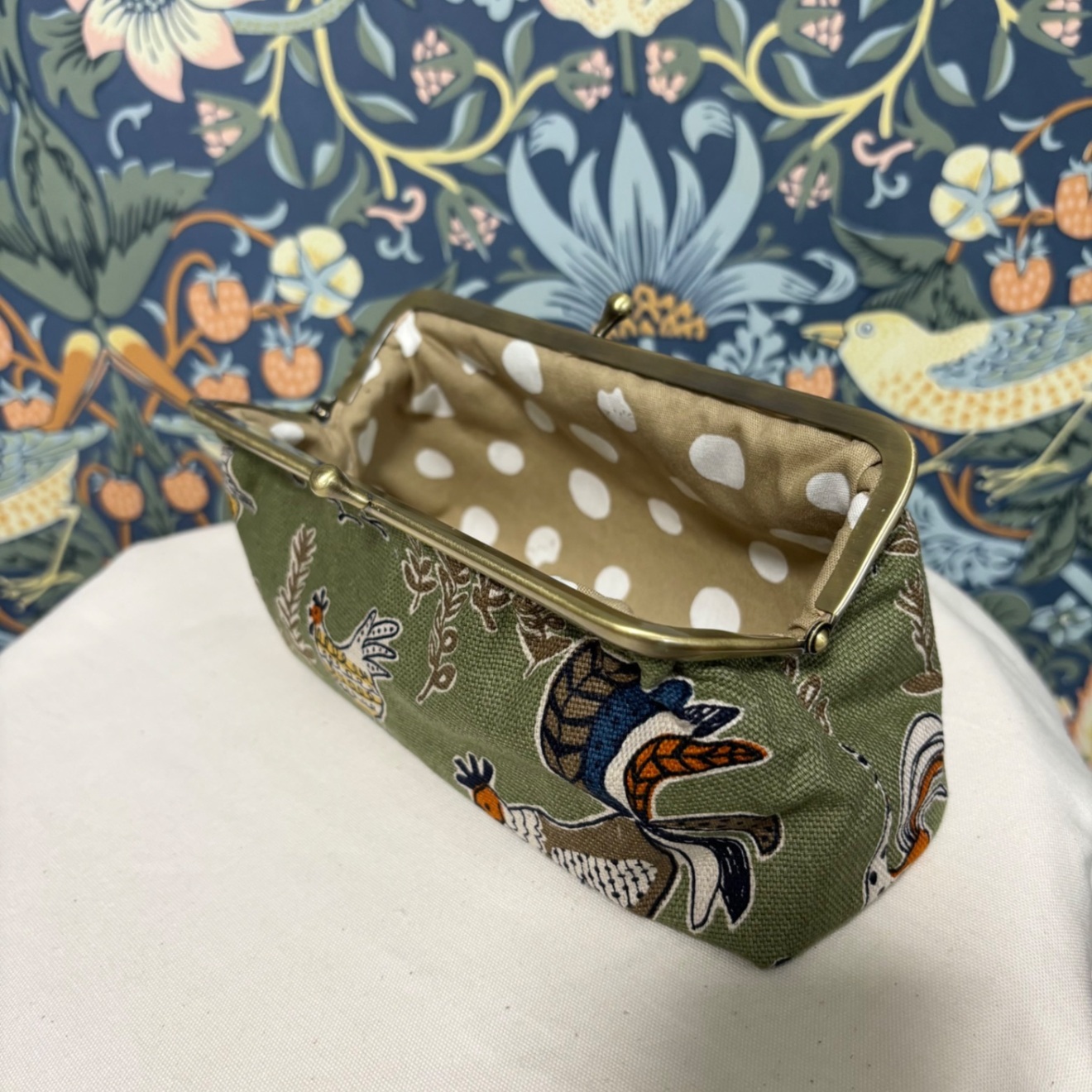 【ハンドメイド】鳥柄のがま口ペンケース｜グリーン