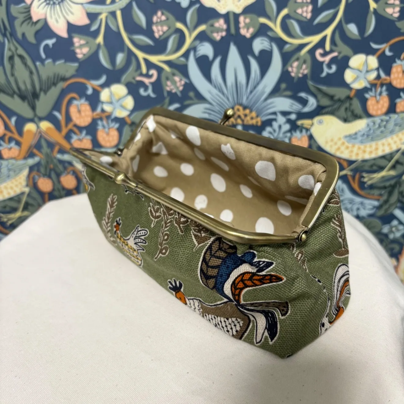 【ハンドメイド】鳥柄のがま口ペンケース｜グリーン