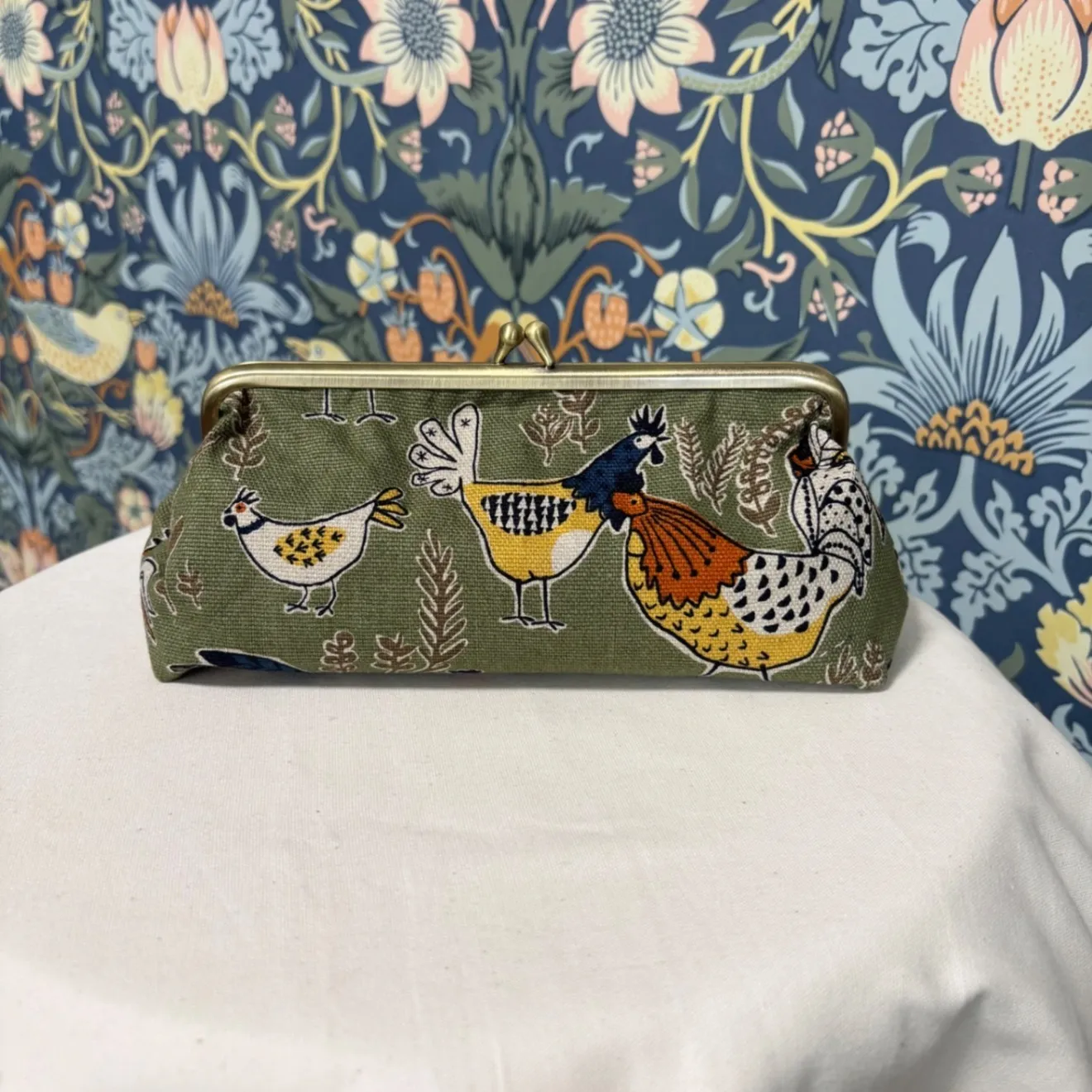 【ハンドメイド】鳥柄のがま口ペンケース｜グリーン