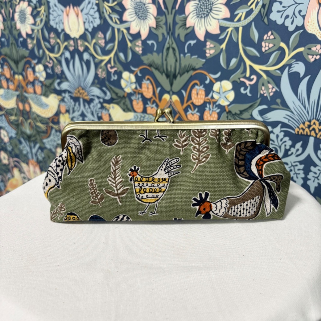 【ハンドメイド】鳥柄のがま口ペンケース｜グリーン