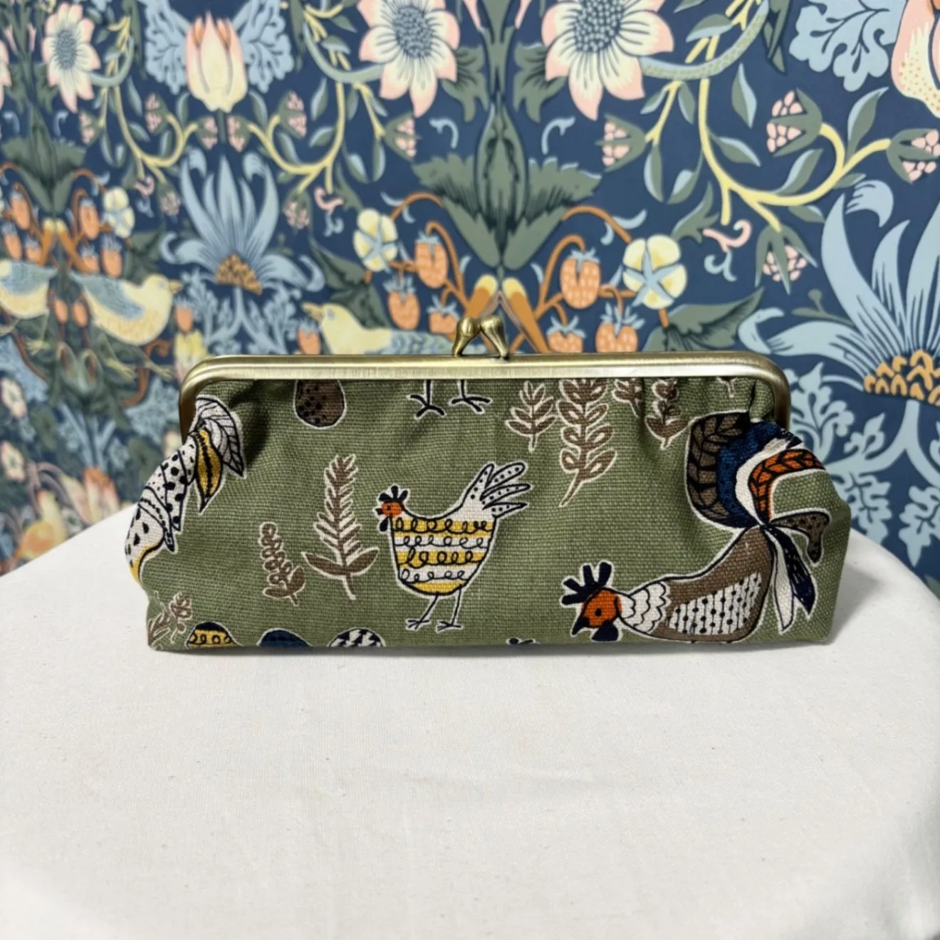【ハンドメイド】鳥柄のがま口ペンケース｜グリーン