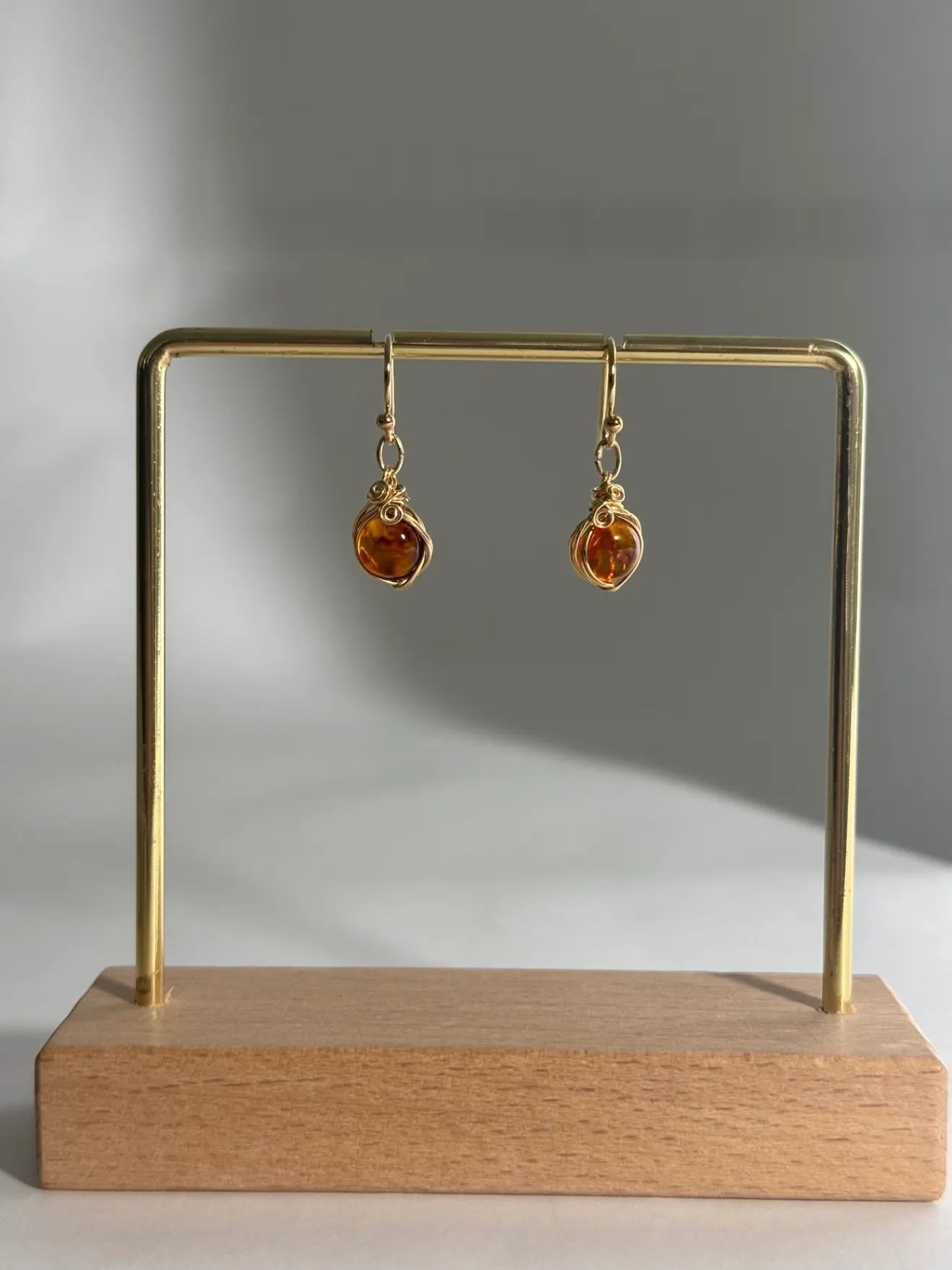 【ハンドメイド】秋灯り｜アンバー（琥珀）×14kgf  ピアス／イヤリング