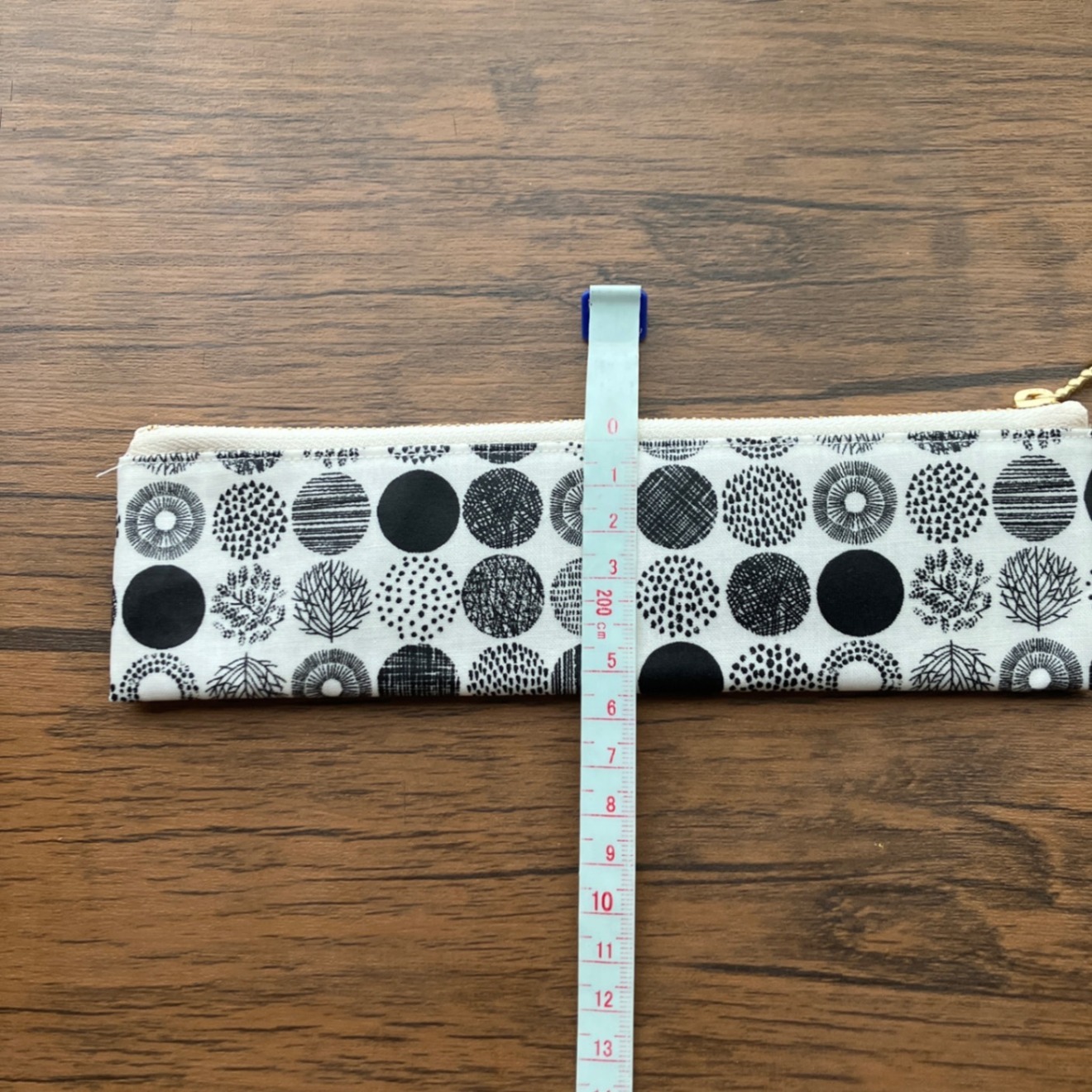 ハンドメイド　軽くてスリムなラミネートペンケース