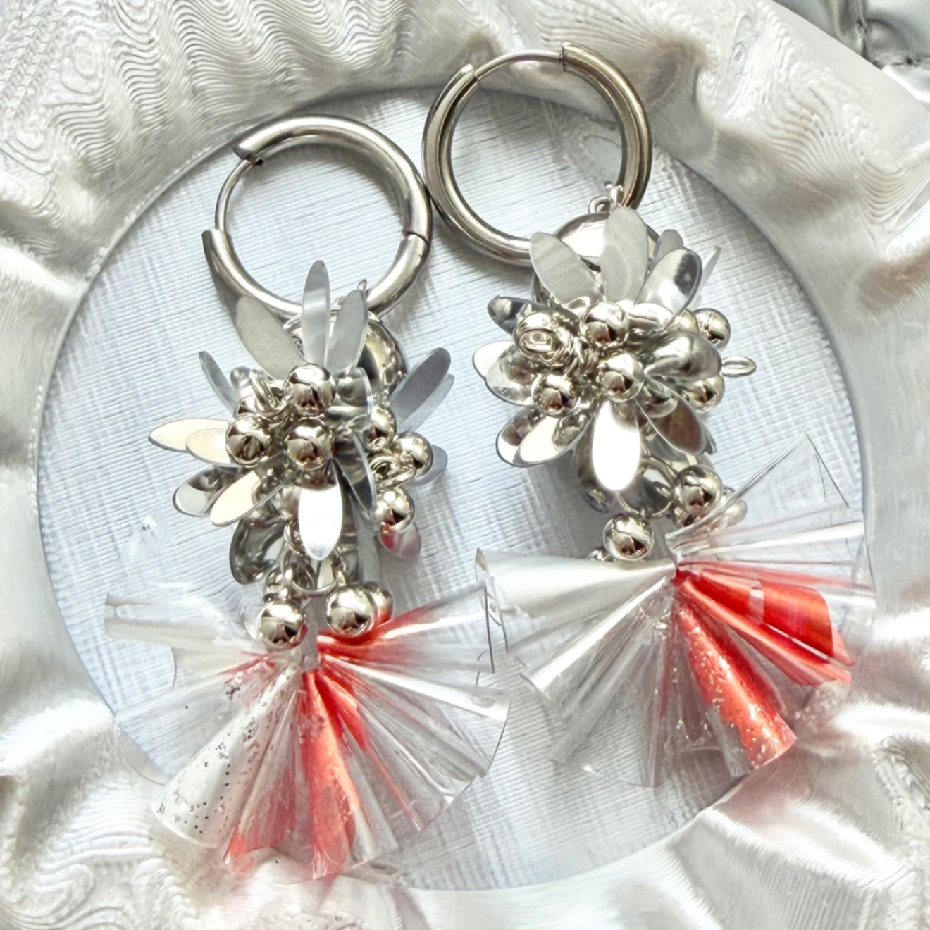 メタリックフリル【ピアス/イヤリング】