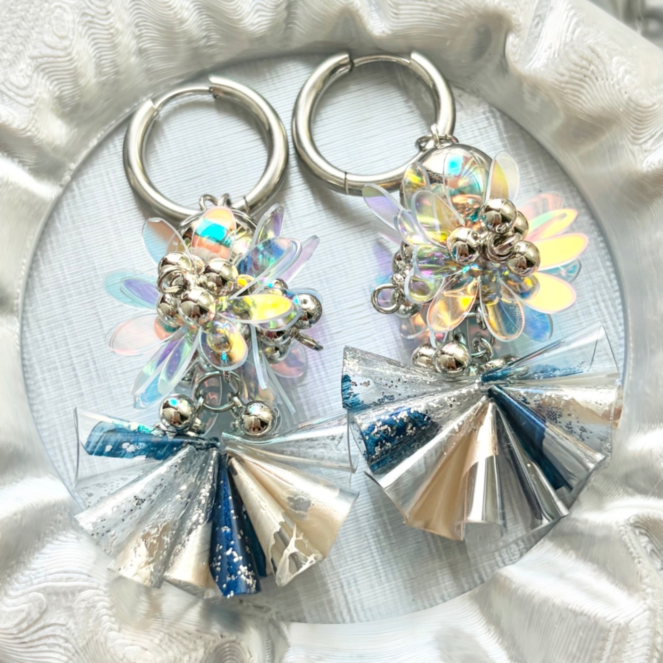 メタリックフリル【ピアス/イヤリング】