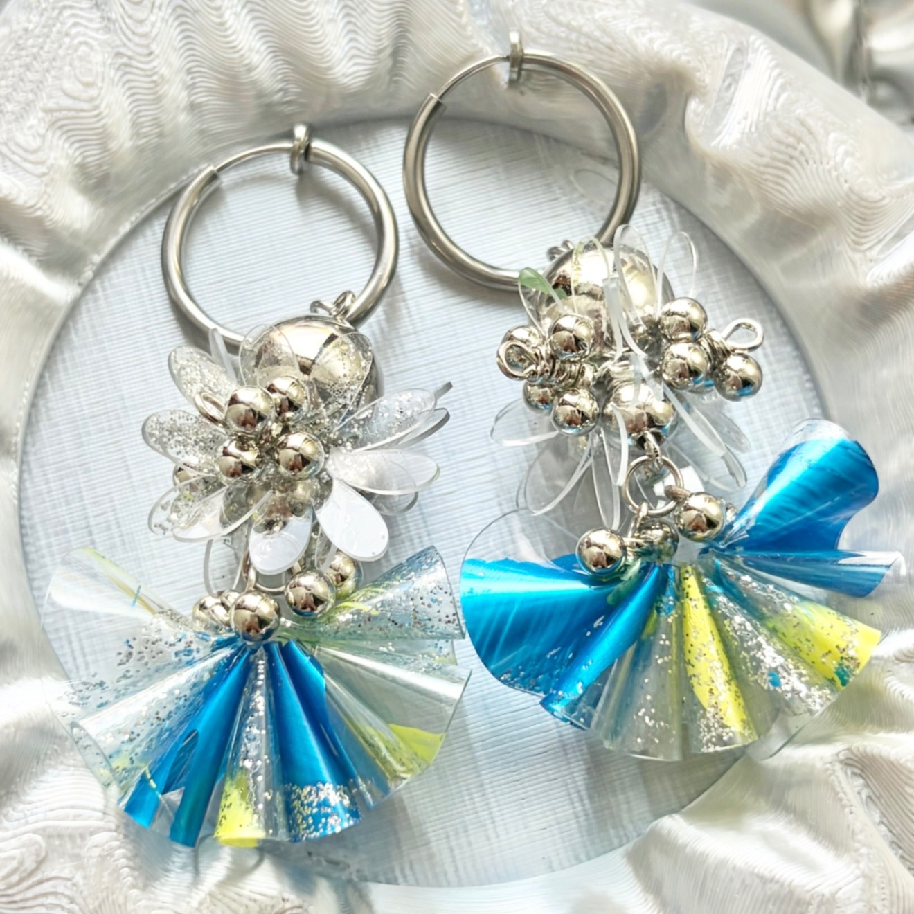 メタリックフリル【ピアス/イヤリング】