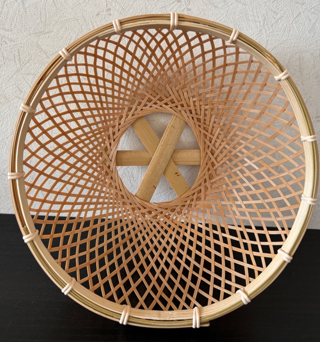 ⑥ 籠 カゴ 25㎝ 国産 真竹【希少生産の日本製竹ザル】