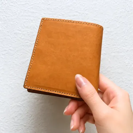 【本革】コンパクト二つ折り財布スリム（モストロ）