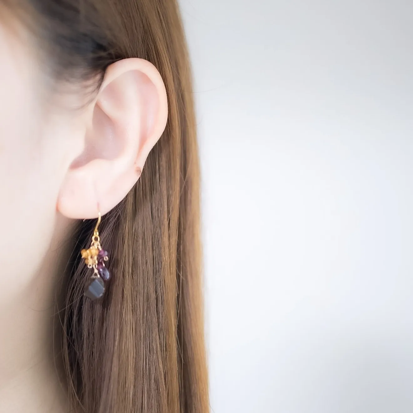 【ハンドメイド】グレープガーネット スペサルタイトガーネット 揺れるピアス