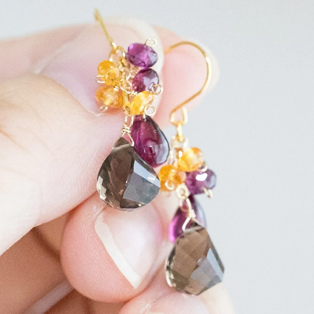 【ハンドメイド】グレープガーネット スペサルタイトガーネット 揺れるピアス