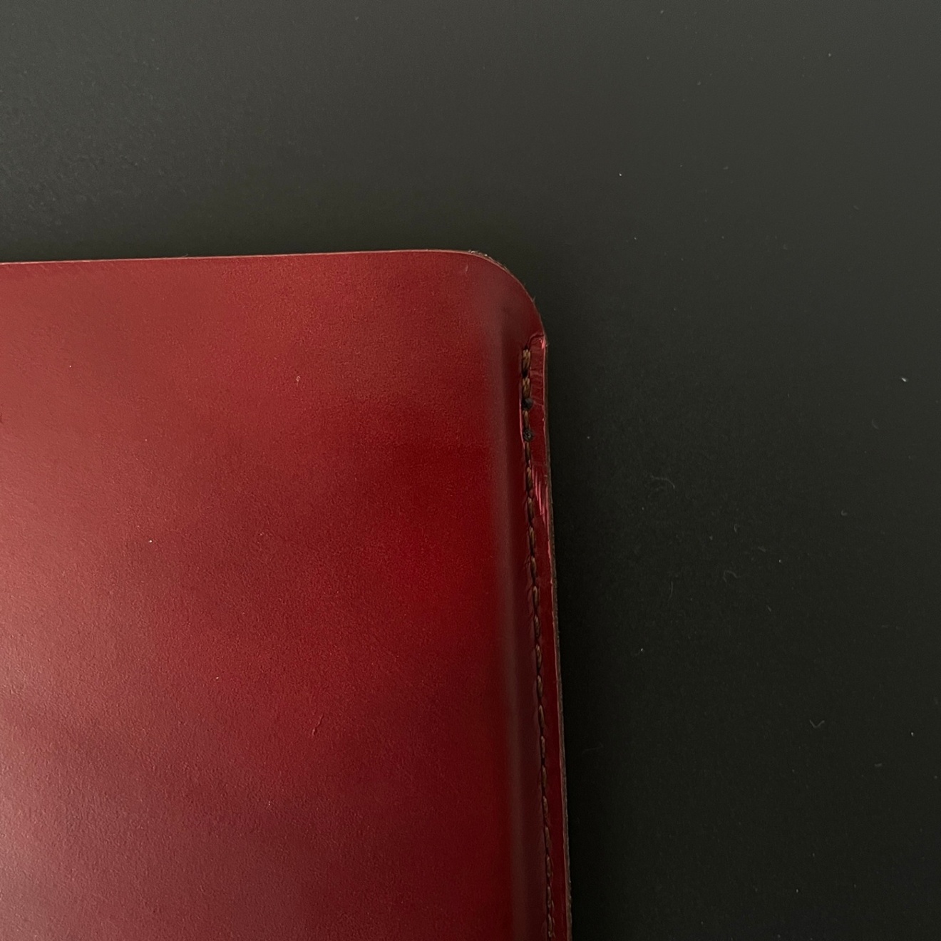 【訳あり1点限り】MacBookケース 13インチ 本革 手縫い｜レッド