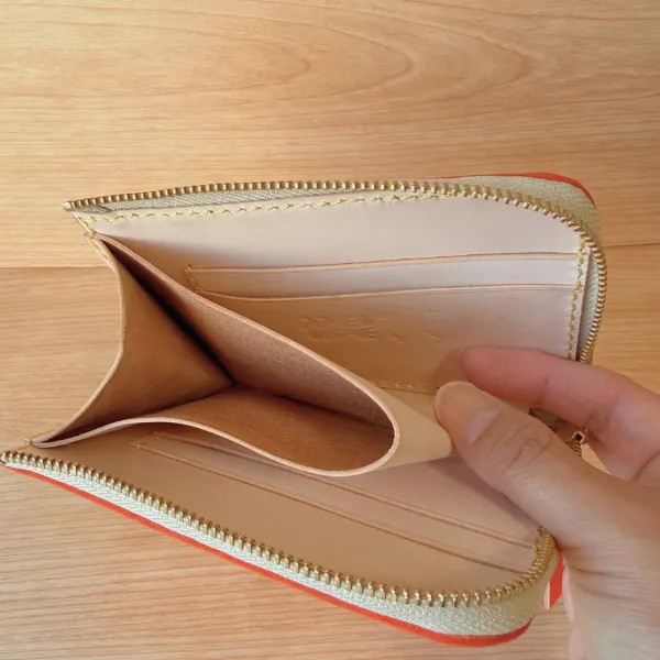 【ハンドメイド】コンパクト手染めヌメ革財布