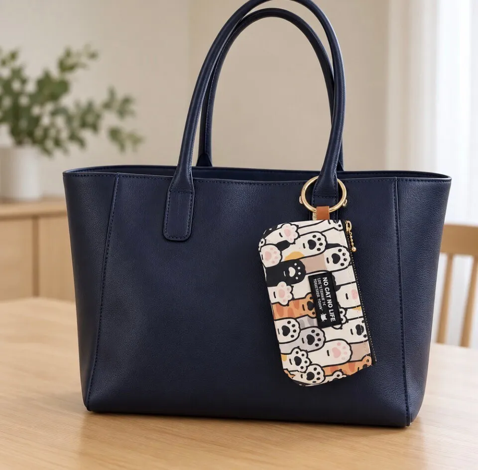 【ハンドメイド】ころりんmini 　猫の手　 カラフル　手のひらサイズ　12cmファスナー