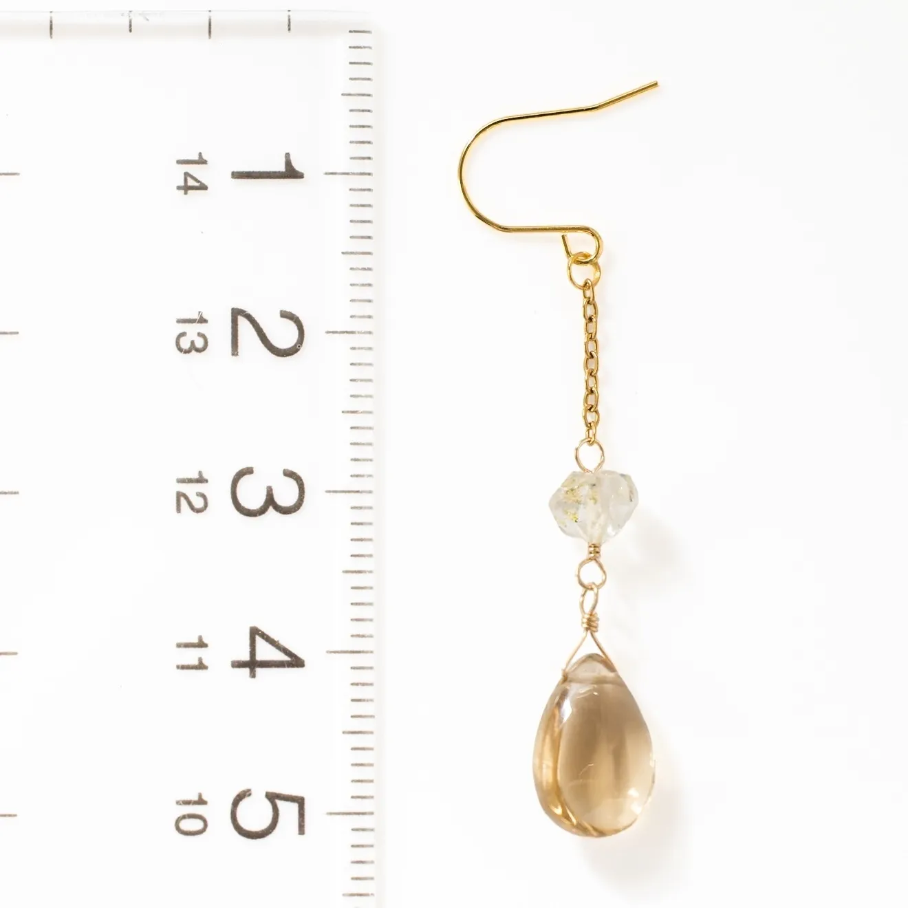 【ハンドメイド】オイルインクォーツとシャンパンシトリンの揺れるピアス