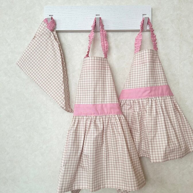 【110】ギャザーピンクギンガムチェック☆子供 キッズ エプロン&三角巾＆巾着袋