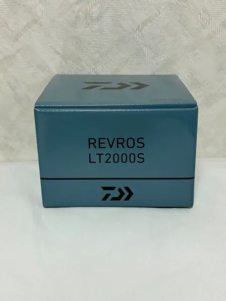 【新品】ダイワ レブロス LT2000S 24年モデル スピニングリール