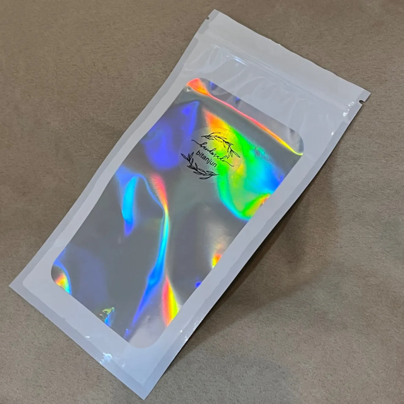 ハンドメイド🌿 パラコード スマホショルダーストラップ「コトノハ」ブラック×ドットモダン黒×シルバー