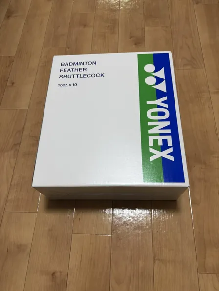 【送料無料】YONEX エアロセンサ700 10ダース1箱