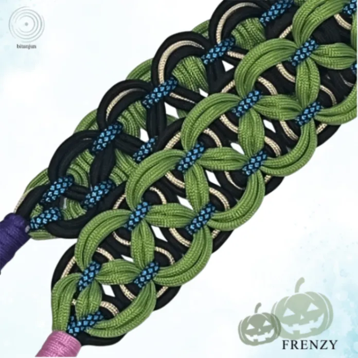 パラコードスマホストラップ 【ハロウィン】「FRENZY｜熱狂の余韻 B 黒×緑×青×金×紫×ピンク