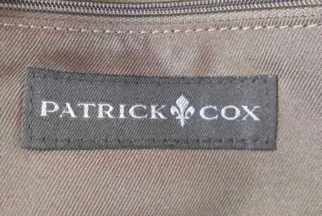 新品　パトリックコックス ミニバッグ 軽量 ピンク 肩掛け　PATRIC COX