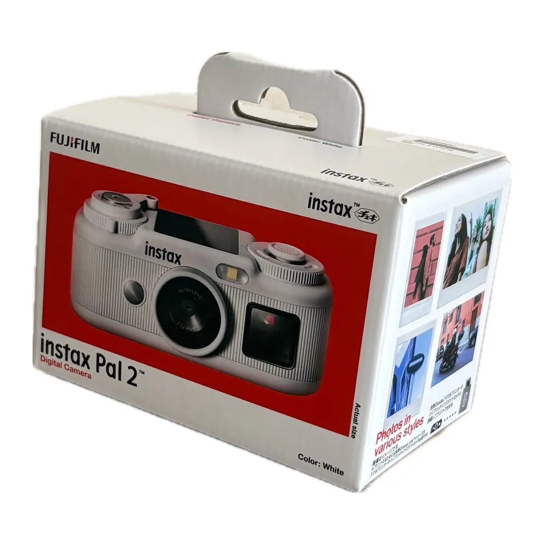 【新品未使用】チェキ instax Pal 2 ホワイト デジタルカメラ