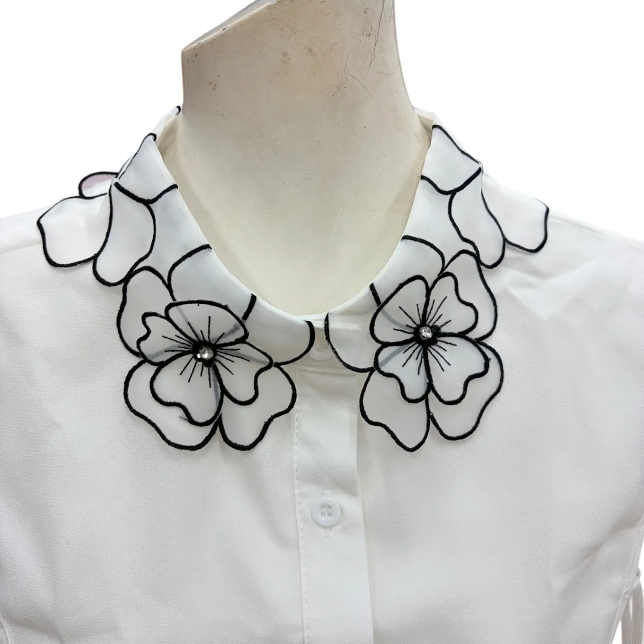 シアー花柄刺繍 付け襟 ビジュー付き ホワイトオーガンジー刺繍フラワー衿 付け衿