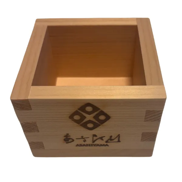 【新潟・朝日酒造】あさひ山 1合枡 久保田の蔵元 木製酒枡 ディスプレイ インテリアにも◎