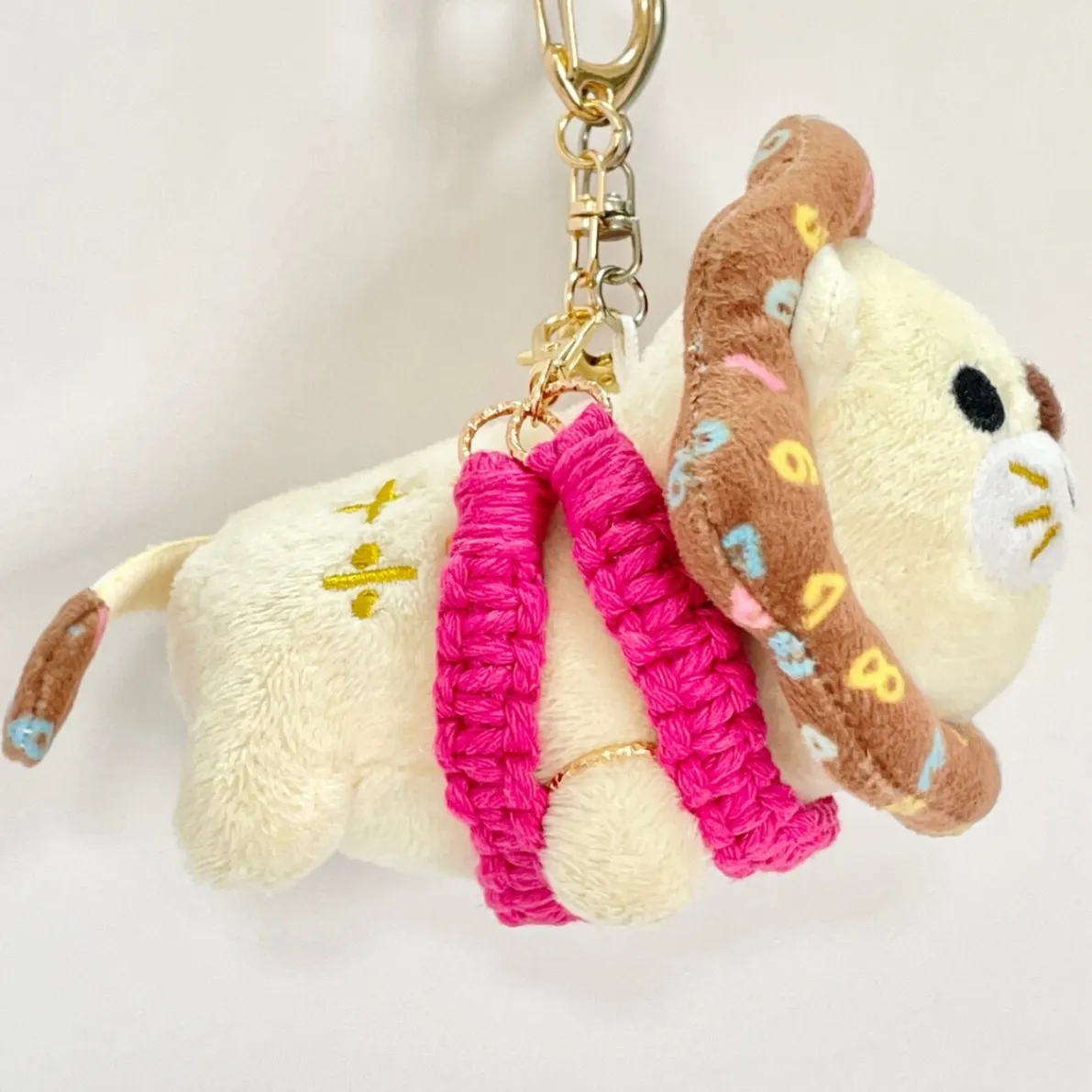 【🦁落とさずお出かけ💕】ライオンちゃんハーネス🦁🌈✨️頑丈マクラメロープ【使う力】🩷ピンク🩷