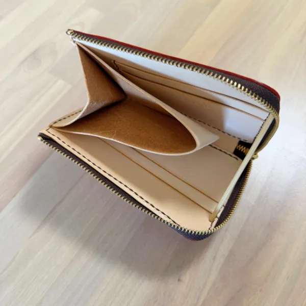 【ハンドメイド】コンパクト手染めヌメ革財布
