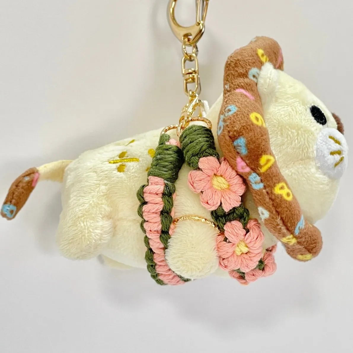 【🦁落とさずお出かけ💕】ライオンちゃんハーネス🦁🌈✨️頑丈マクラメロープ【使う力】🩷ピンク🌸お花