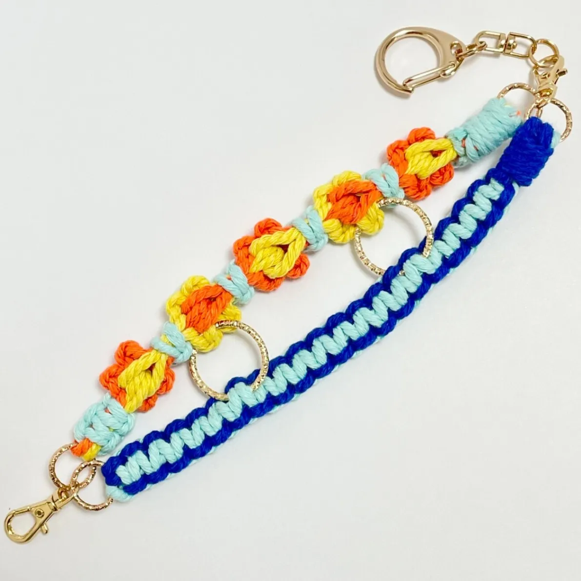 【🦁落とさずお出かけ💕】ライオンちゃんハーネス🦁🌈✨️頑丈マクラメロープ【モルディブビーチ🏖️🧡】