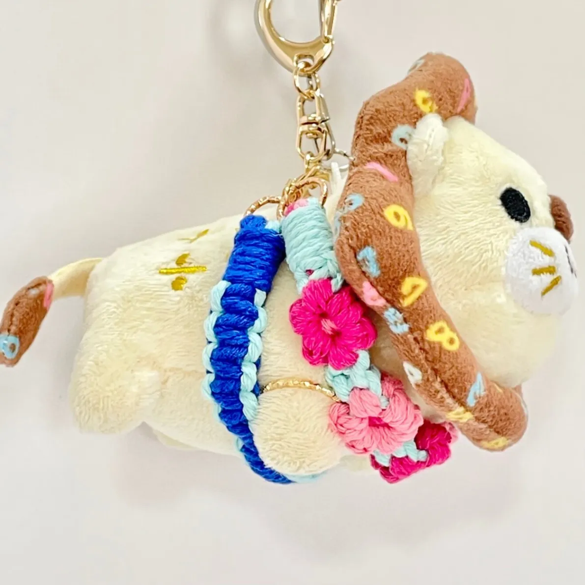【🦁落とさずお出かけ💕】ライオンちゃんハーネス🦁🌈✨️頑丈マクラメロープ【モルディブ𓇼リーティ🩷】