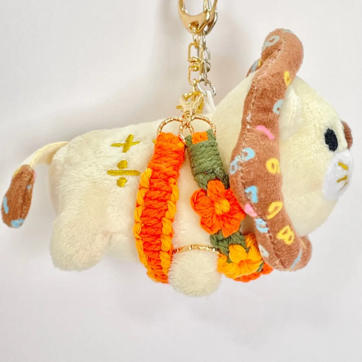 【🦁落とさずお出かけ💕】ライオンちゃんハーネス🦁🌈✨️頑丈マクラメロープ【増やす力】🧡オレンジ🍊お花
