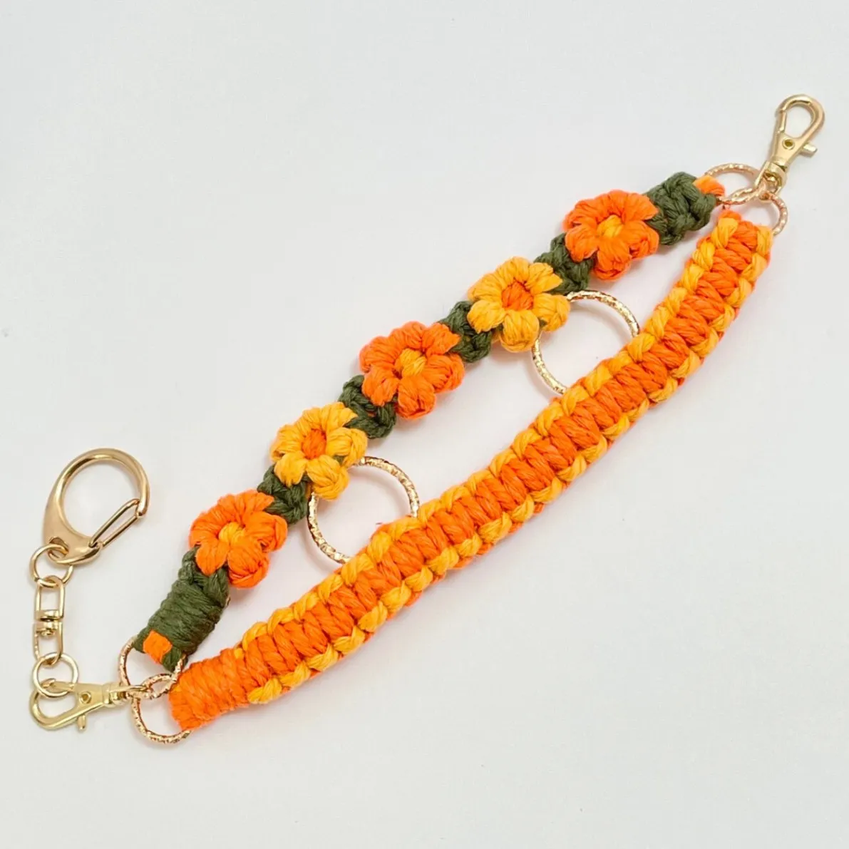 【🦁落とさずお出かけ💕】ライオンちゃんハーネス🦁🌈✨️頑丈マクラメロープ【増やす力】🧡オレンジ🍊お花