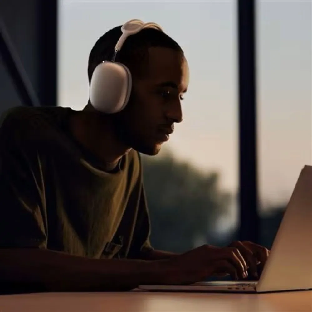 Apple AirPods Max ワイヤレスヘッドホン グリーン オーバーイヤーヘッドフォン