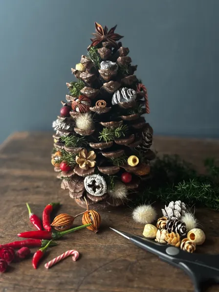 【手作りキット】松ぼっくりのクリスマスツリー｜作り方説明書付き
