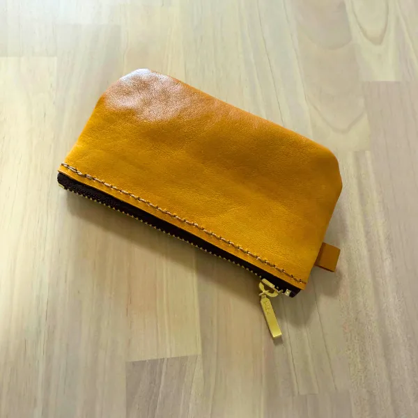 【ハンドメイド】コンパクト手染めヌメ革コインケース