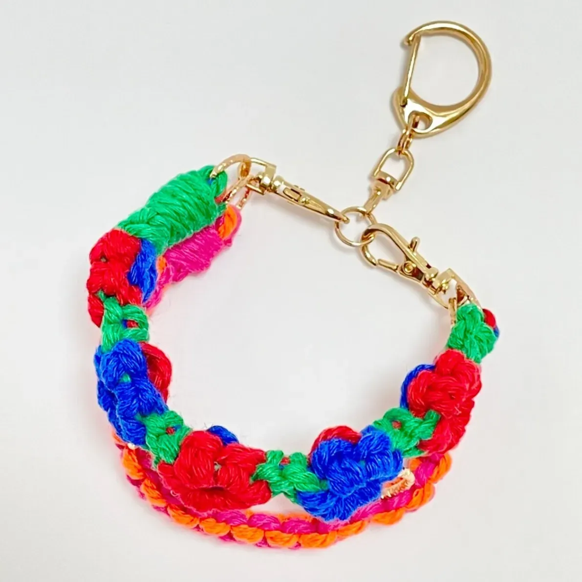 【🦁落とさずお出かけ💕】ライオンちゃんハーネス🦁🌈✨️頑丈マクラメロープ【5つの力】💚🧡❤️🩷💙お花