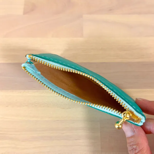 【ハンドメイド】コンパクト手染めヌメ革コインケース

