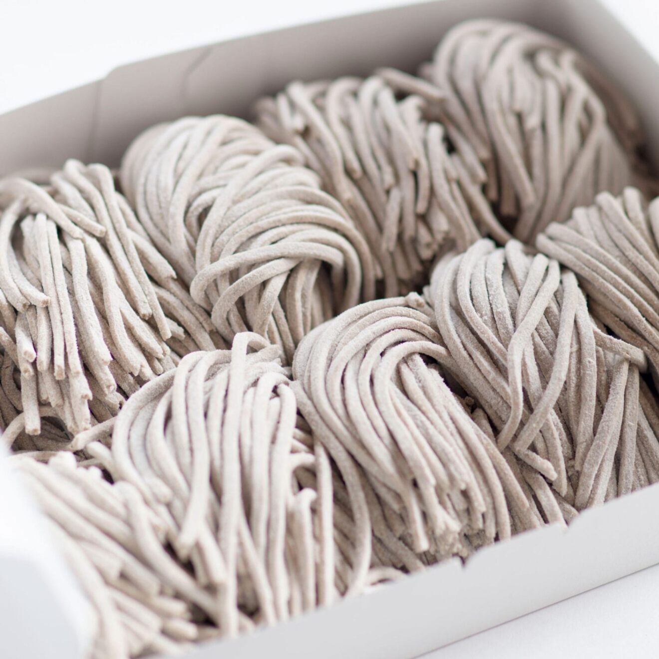 【ご自宅用】打ち立て 山形の太打ち田舎そば　５人前　自家製つゆ付