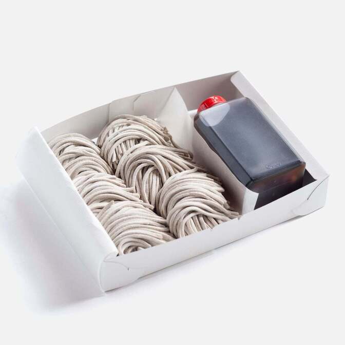 【ご自宅用】打ち立て 山形の太打ち田舎そば　3人前　自家製つゆ付