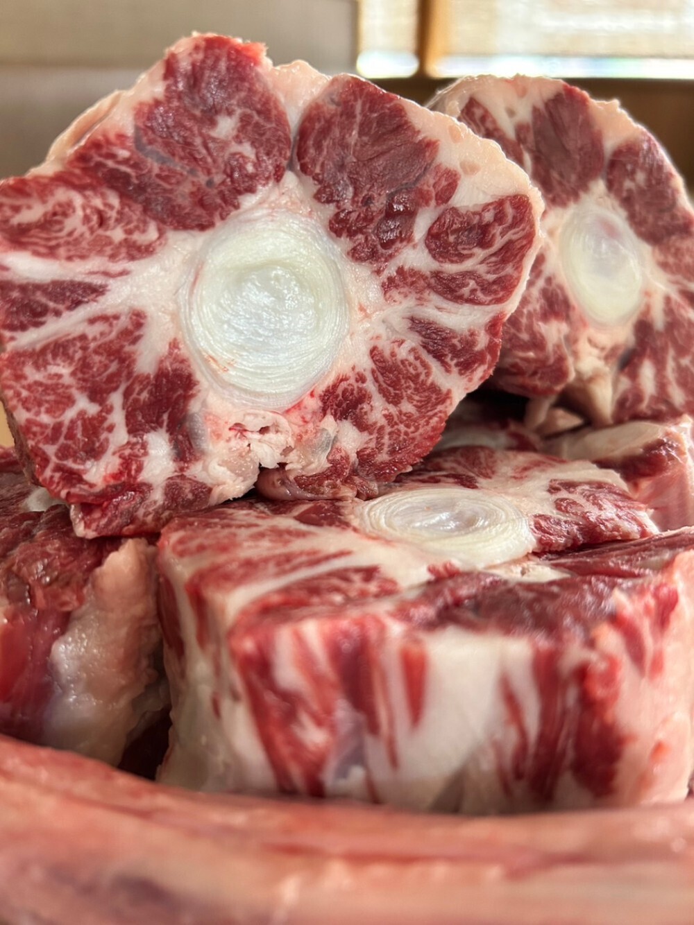加古川 焼肉京城苑 牛テール 1本 国産和牛 約1.0～1.5kg 冷凍 カット済み 