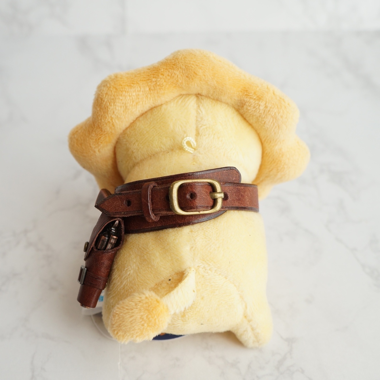 ぬいぐるみ用のガンベルト＆ホルスター付き装備