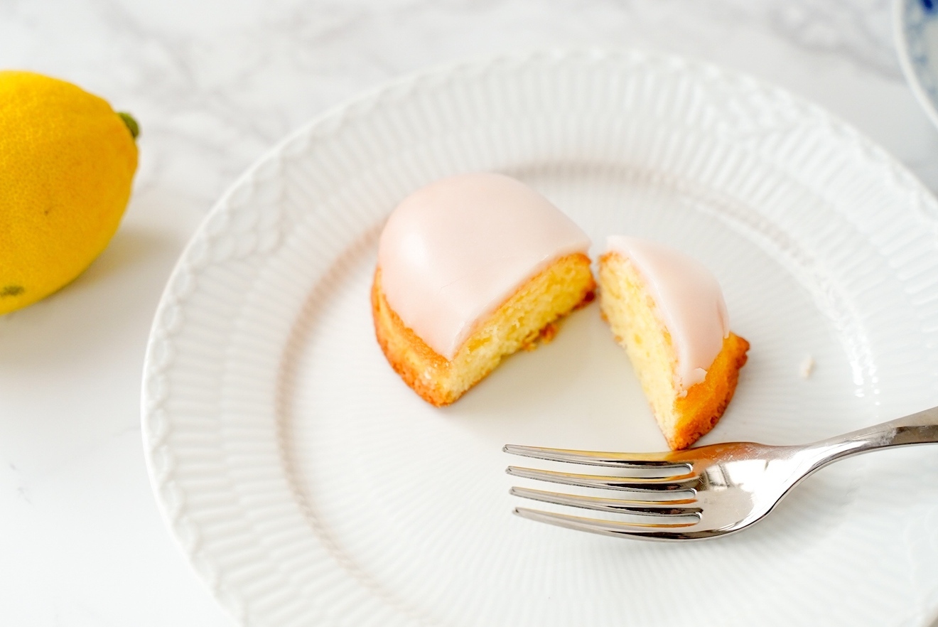 国産レモンを、まるごと使用したレモンケーキ