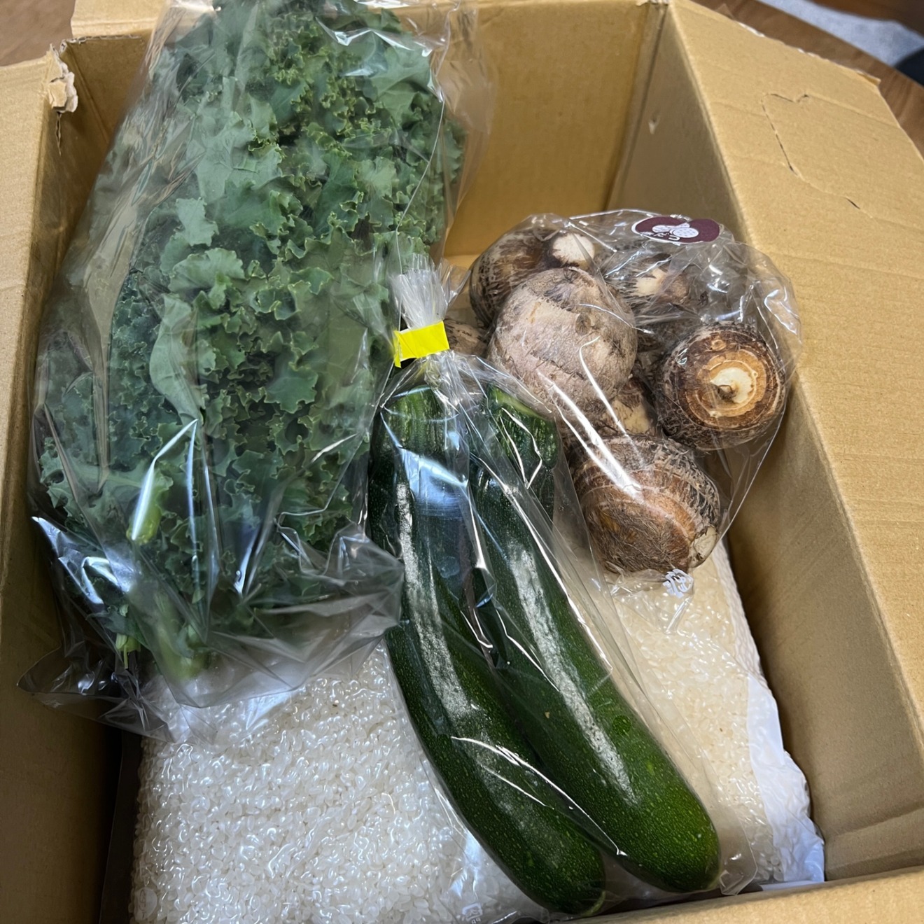 【新米】無洗米　あいちのかおり 4キロ
野菜セット